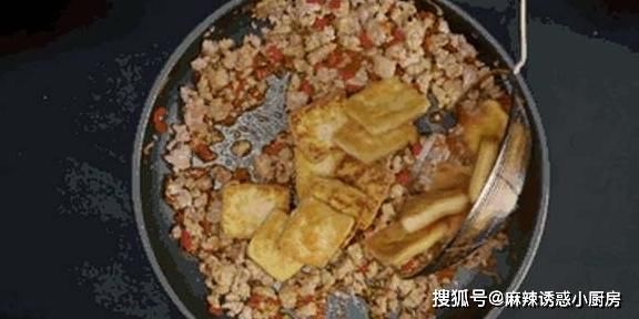 实用|豆腐隔一天就变酸？教你个土方法，10天半月都不会坏，太实用了