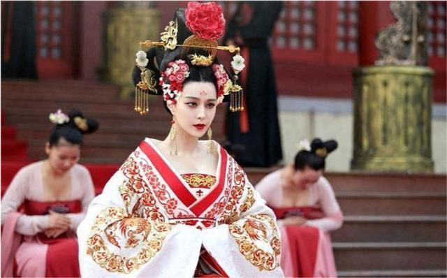 死因|武则天81岁退位，82岁就逝世？真正死因是什么？