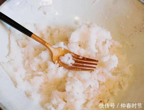 小饼|一根山药一个苹果,自从学会这做法,我家隔三差五吃,早餐吃饱腹