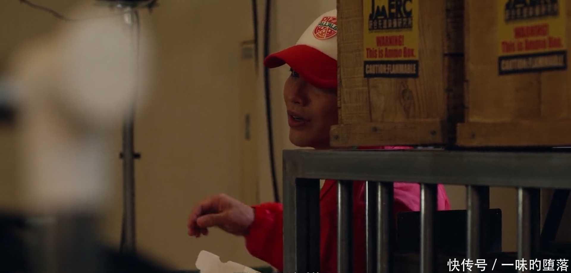 军械库|泽塔:伽古拉再度变身五帝王被平成三杰痛殴,机械赛罗即将登场