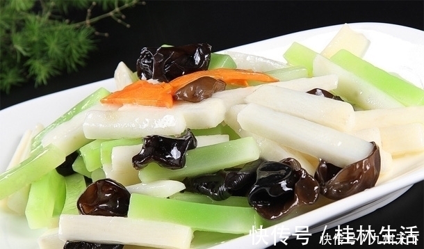 常吃|常吃山药有好处?滋肾益气身体棒,但3种人别吃