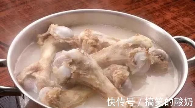 食物|虾皮补钙,真的适合孩子吃吗?这3种食物含钙量高,却被人们冷落