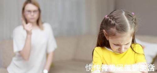 花样年华|“父母双亡,22岁姐姐该养3岁弟弟吗?”,网友的答案让人心寒