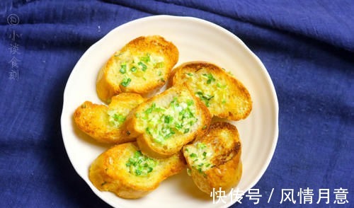 孩子想吃面包片,不用去买了,教你在家就能轻松做,一盘都不够吃