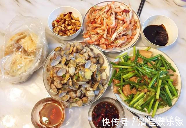 西葫芦|晒4口之家一周晚餐,7天不重样,一顿饭20块钱,全家吃得香喷喷!