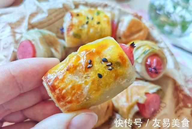 手抓饼花样吃法,简单省事,15分钟端上桌,层次分明,当早餐最好