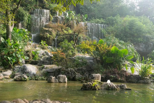 桂林“烧钱”景区，风景优美好评如潮，却是门票套门票令人无奈