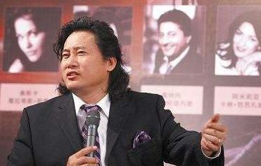 歌唱家|1990年,刘燕第一次见歌唱家戴玉强,3年后嫁给他并改变他的人生