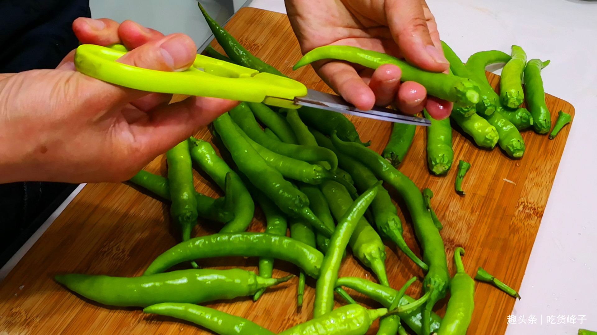 腌辣椒要牢记“5要点”,腌的辣椒耐放不发霉,咸香可口味道棒