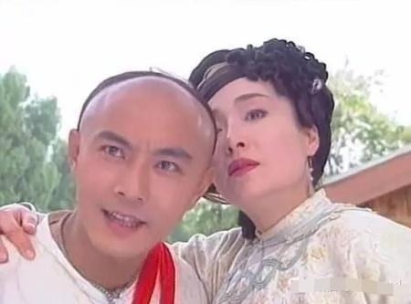 男人|16岁女侠的她,嫁给60岁男人,他们的儿子家喻户晓