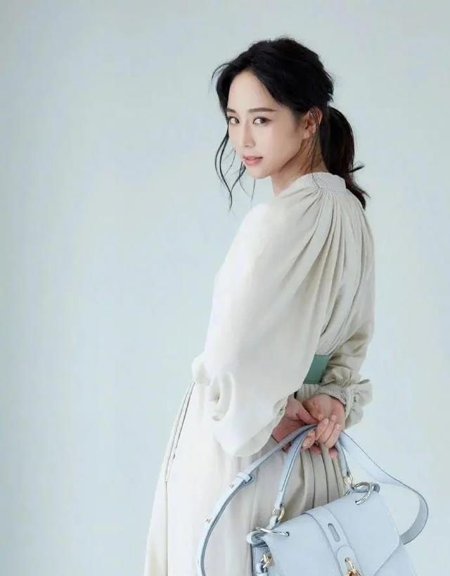 额头|你扎“高马尾”还是“低马尾”好看,关键看这3点,扎错拉低颜值