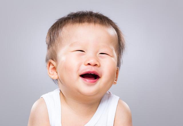 长牙期|宝宝长牙期喂养:长牙的表现、吃什么辅食、注意事项,妈妈早知道