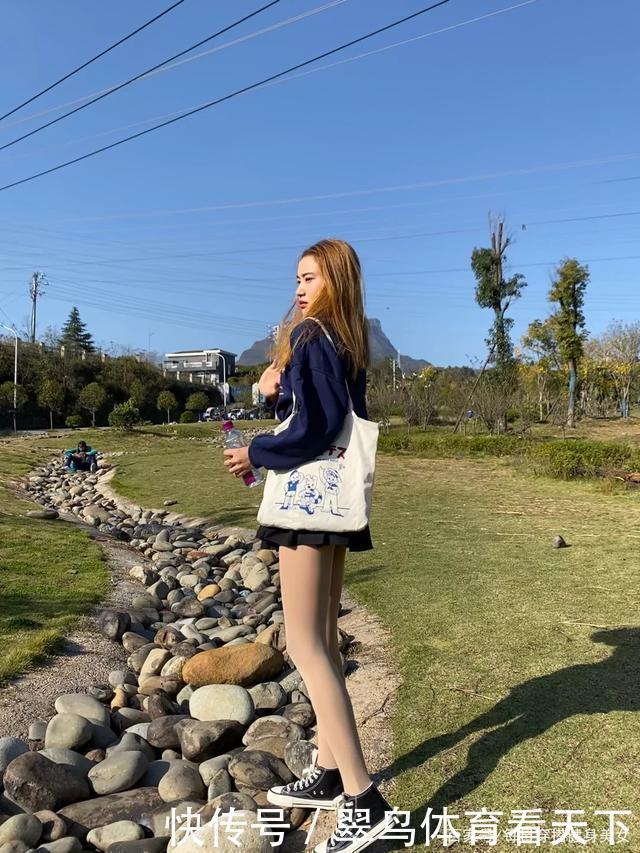 小姐姐|时尚穿搭裙装小姐姐的魅力