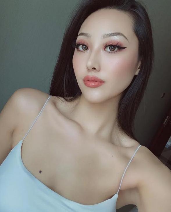 身高|1米83山东姑娘，个子很高，但身材紧致，坚持健身很重要