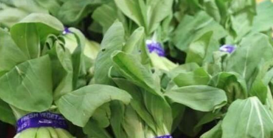 一些“甲醛”菜切莫买回家,洗三遍都不干净,别让白血病有机可