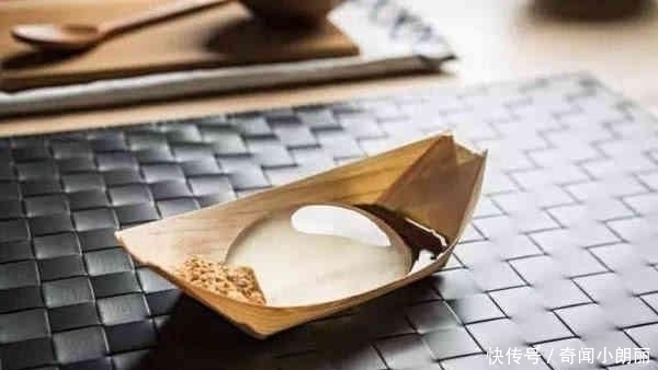 奢侈品|在中国“吃到吐”的食物, 在国外, 却成了奢侈品, 取名雨滴蛋糕