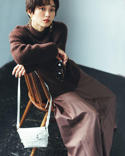 简单|穿打底毛衣时,怎么才时髦?3个简单“穿搭小技巧”,别说学不会