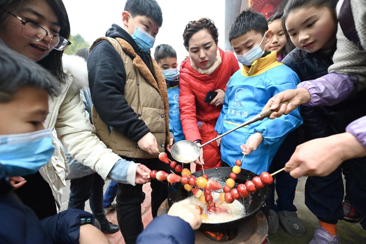 蒋攀#非遗技艺走进民宿艺术村　宁海村民文化满满过小年