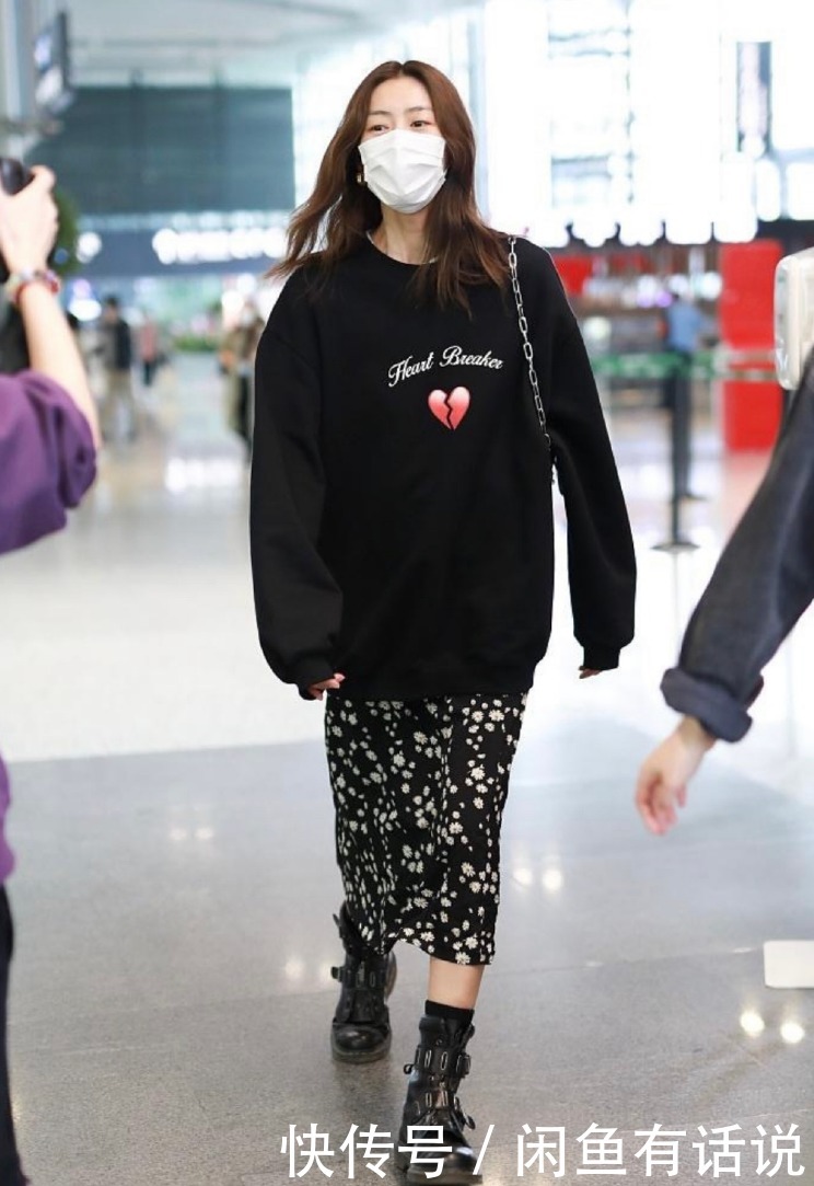 女人如果体重超过120斤，尽量少穿这3件衣服，会显胖还拉低气质