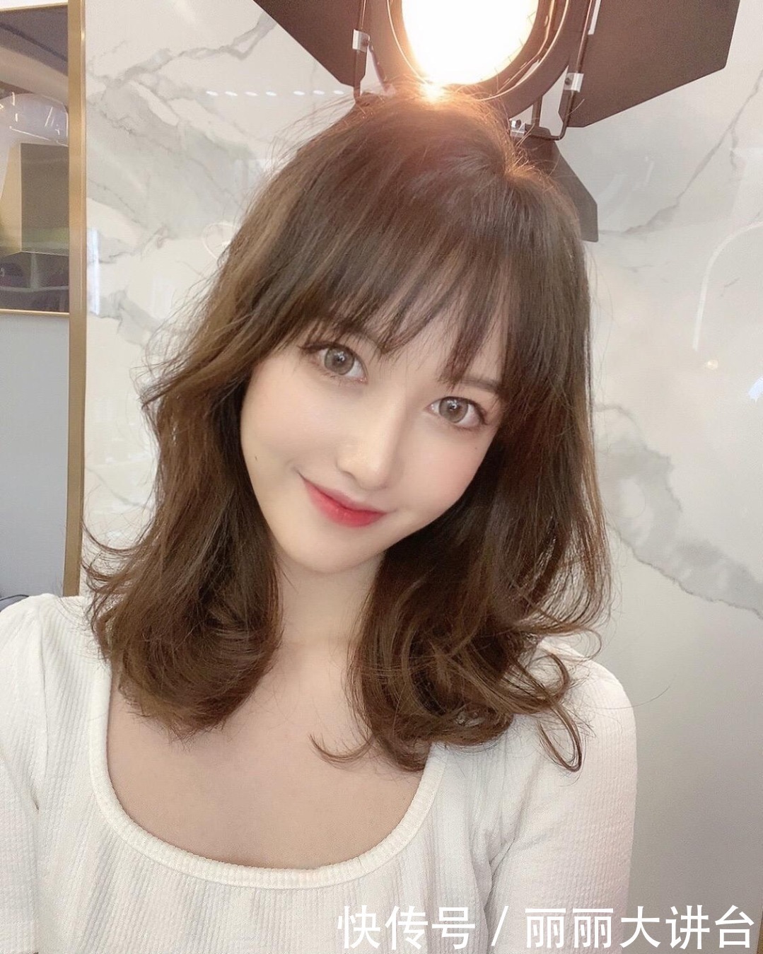 烫发|秋冬发型别乱剪,新时尚发型19款送给大家,洋气时尚好打理