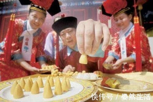 冰糖炖燕窝|古代皇帝每天吃饭，真的有几百道菜吗？