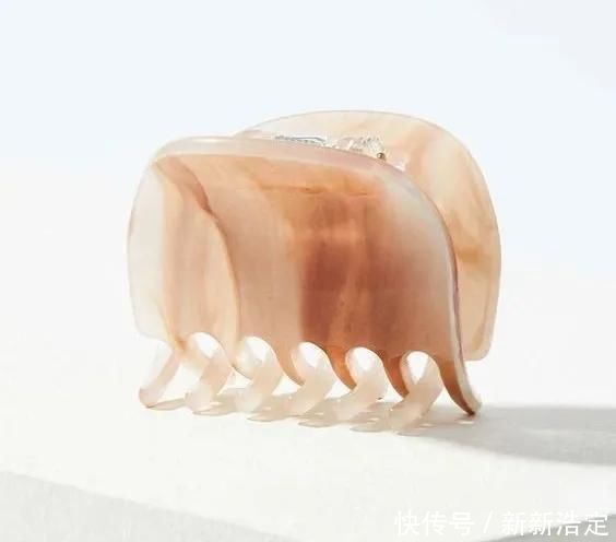 波希米亚 美丽无死角的女孩,都把发型换成了这些样子