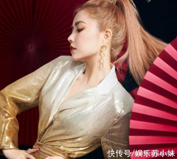 火箭少女101|《爆裂舞台》:韩红开启“严师”模式,3代国产女团同台竞技