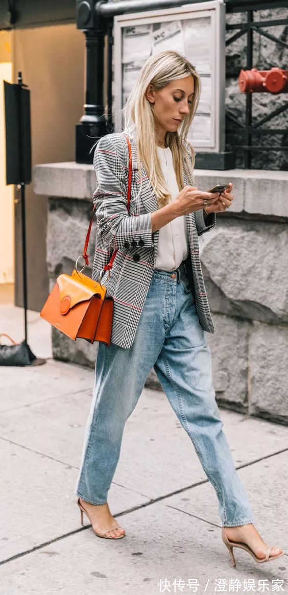 女孩们|今夏小白鞋早就out了!入手这双一字带凉鞋,清凉时髦更有女人味