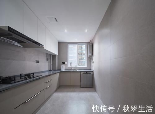 主卧室|日子过久了才知道柜子很重要,虽说空间不豪华,但却胜在实用