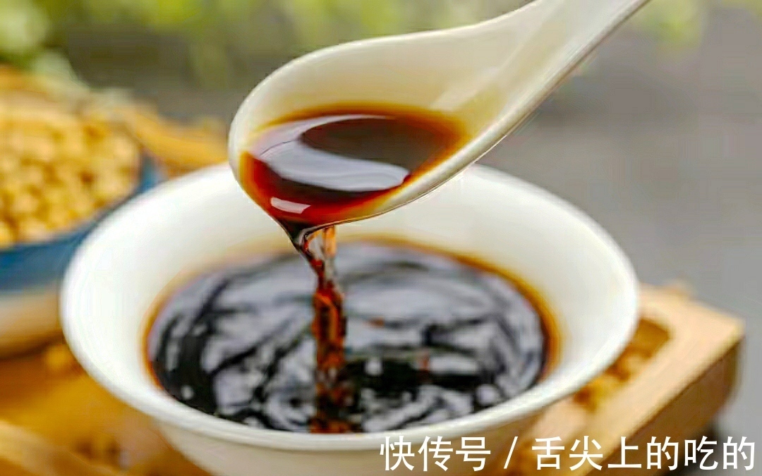 包韭菜肉馅饺子，牢记“3放2不放”韭菜碧绿不发黑，不出水不烧心