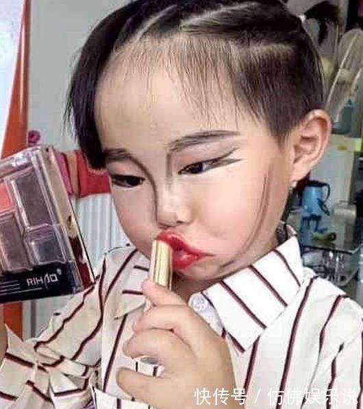 护肤液|4岁女儿分担家务,用洗衣机冲洗化妆品,宝妈崩溃3万多没了啊