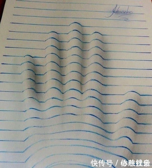 老师$15岁男孩上课总是不专心低头画画!老师翻开他笔记本后甘拜下风