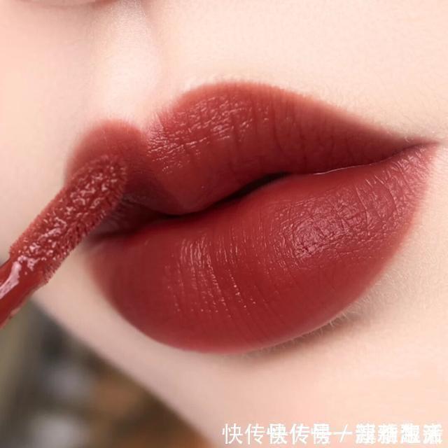 口红 秋冬闭眼入系列,这几款显白不挑皮的口红色号,“必须”要有