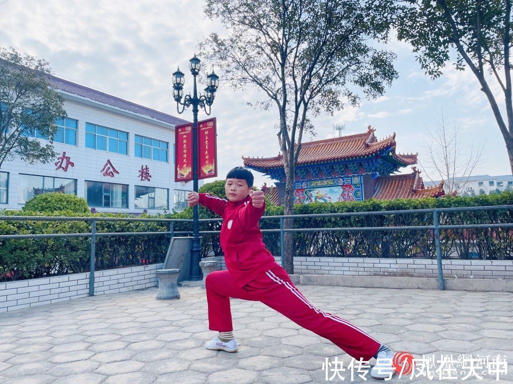 锦旗|鹅坡武校收到跨越300余公里的锦旗