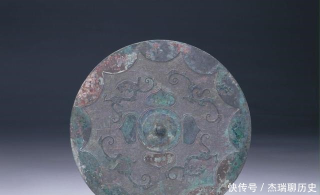正面|博物馆里展出的古铜镜,为什么展出的都是背面
