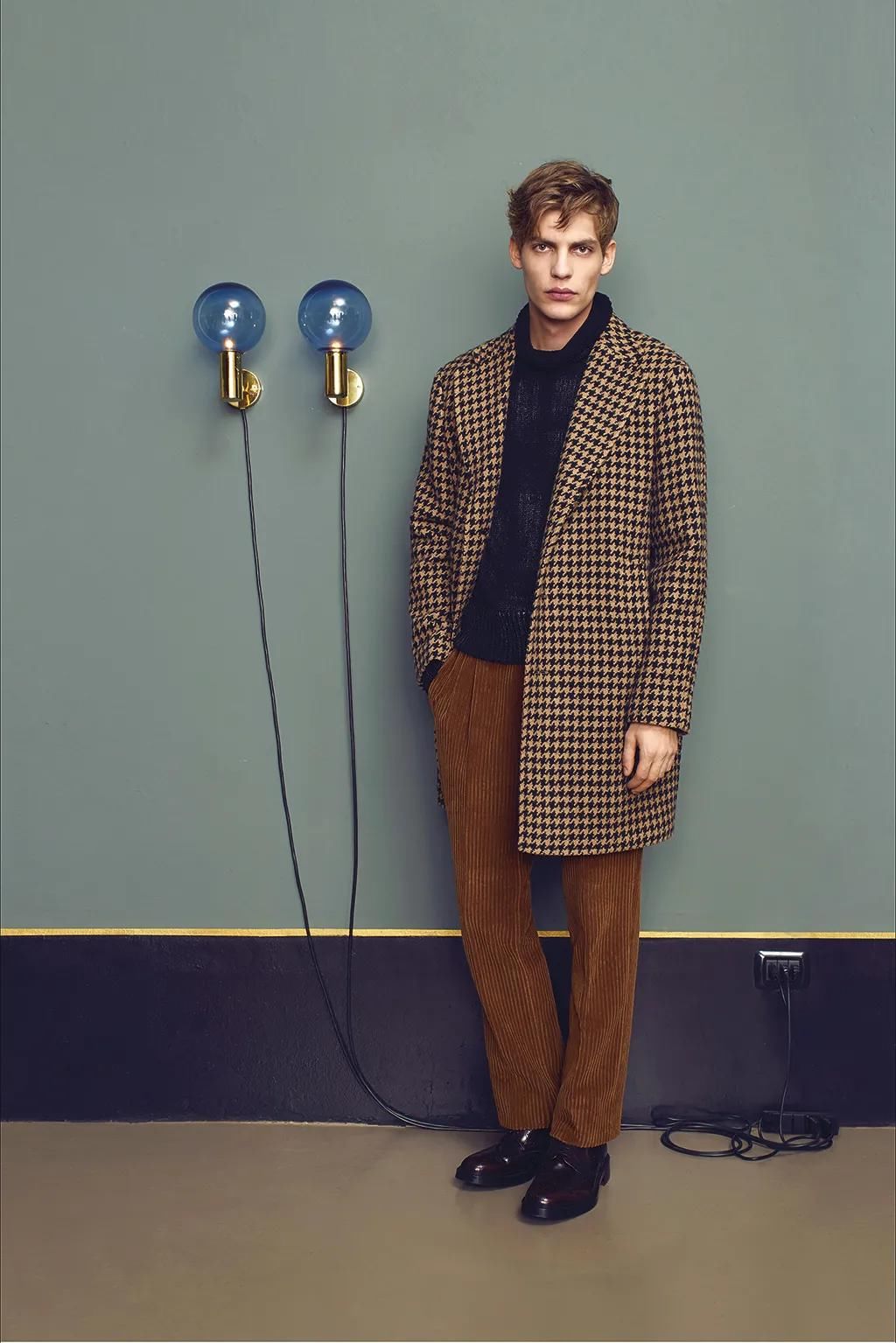 敢在这个冬天里横行无忌的男人，衣柜里都不缺这3条裤子