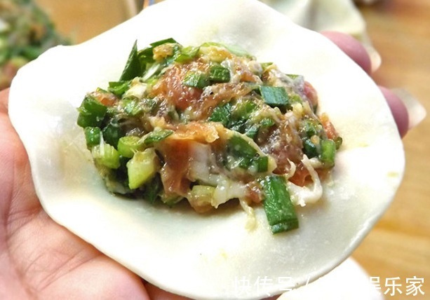 拌韭菜馅,这3样调料不能放,很多人喜欢放,难怪饺子一点都不香