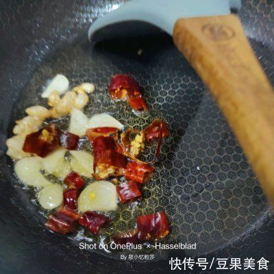 泡椒白菜梗|好吃的泡椒白菜梗，是不是很有食欲呀