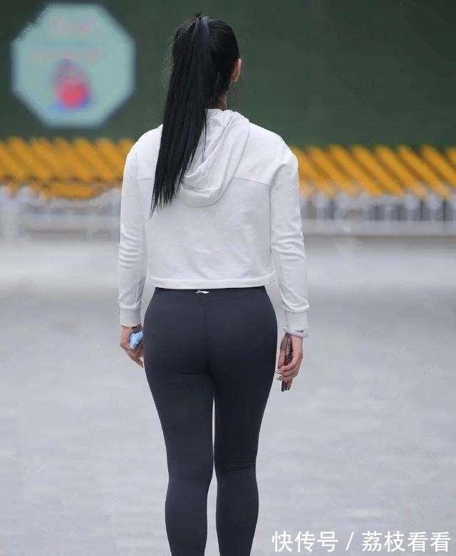 时尚 简约易搭的瑜伽裤增添时尚色彩,充满时尚女人的味道,浪漫优雅!