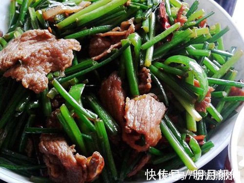 青豆|拌在米饭里，香爆了的炒菜，鲜美开胃，隔三差五吃一次，真过瘾