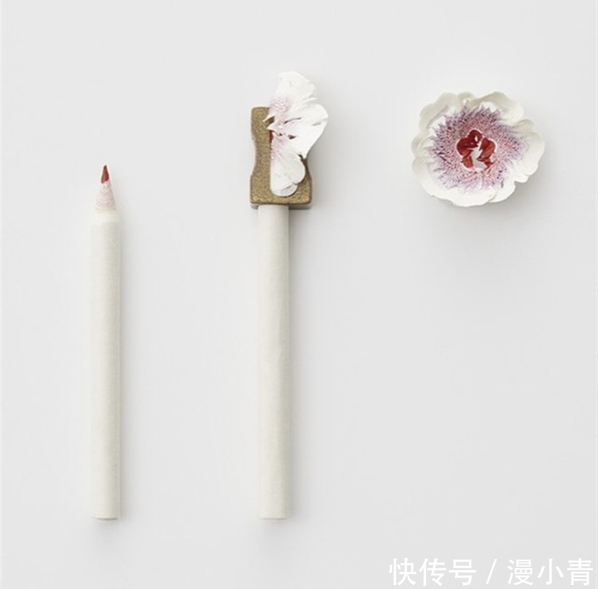 纸花$铅笔也能削出花来,这样的削铅笔达人,应该是一个喜欢二次元的人