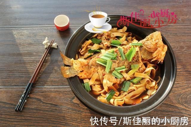 油盐|2022年夜饭菜单，1家人10菜1汤寓意十全十美，年味足好吃不浪费