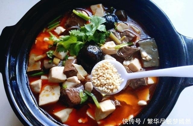 补气|此物被称作“天然黄体酮”,配上鸭血适合女人吃,养血补气还护肤