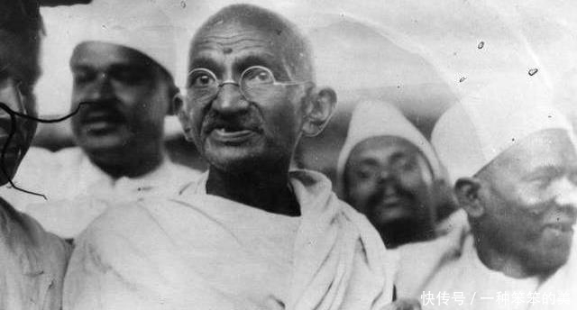 火化|他的遗体火化时,上百万人送葬,多名女子跳进大火中殉葬!