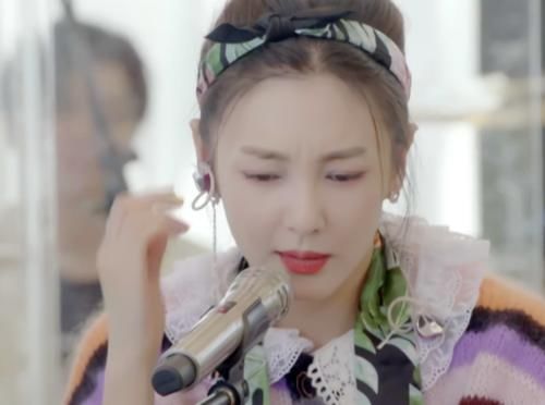  合适|姐姐不再乘风破浪，团综靠尴尬博眼球？宁静的追问是真相