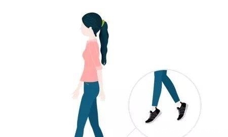 低头摸脚，百病治好，很多病在脚上都有开关，只是你不知道！