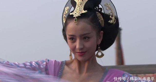 最终|被父母遗弃了三天的女婴，侥幸不死，最终成为绝代芳华的女子