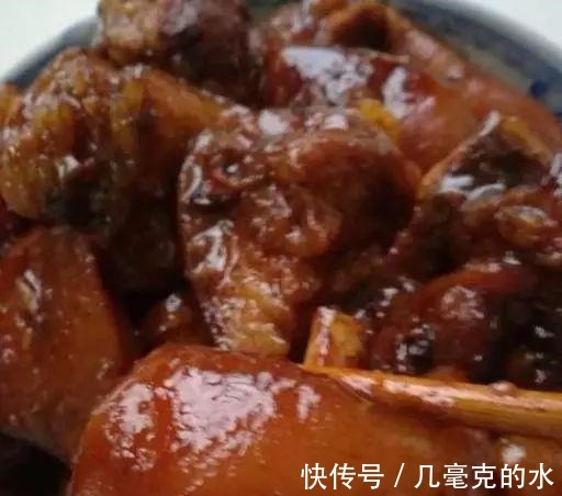 清洗干净|鸡蛋这样做太香了，不煮也不炒，上桌比肉还受欢迎，开胃又解馋！