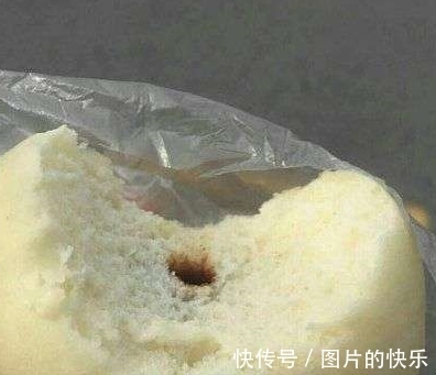 |搞笑GIF：外卖小哥，你这是要改行做理发师吗？