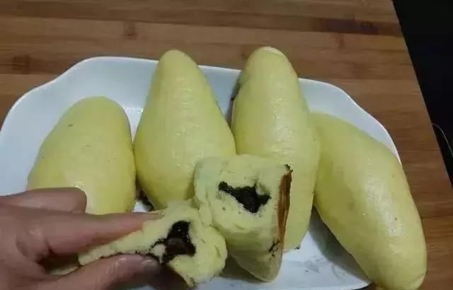 面粉|一碗玉米面，三个鸡蛋，不用烤，不用炸，蓬松柔软，比面包还好吃